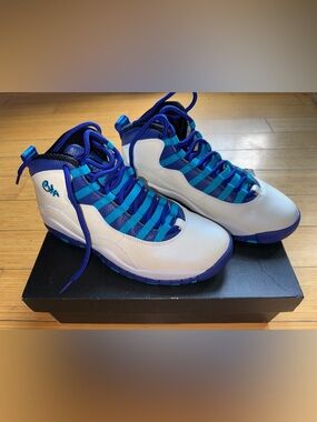 Air Jordan 10 Retro Charlotte Hornets White Purple Leather (310805-107) Size 8